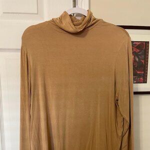 Chicos Size 3 Mock Neck Stretchy Long-Sleeve Shirt